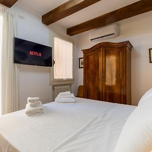 Suite met een Queen Size Bed